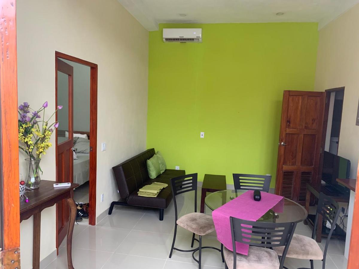 Apartamentos Casa Amarilla グラナダ エクステリア 写真