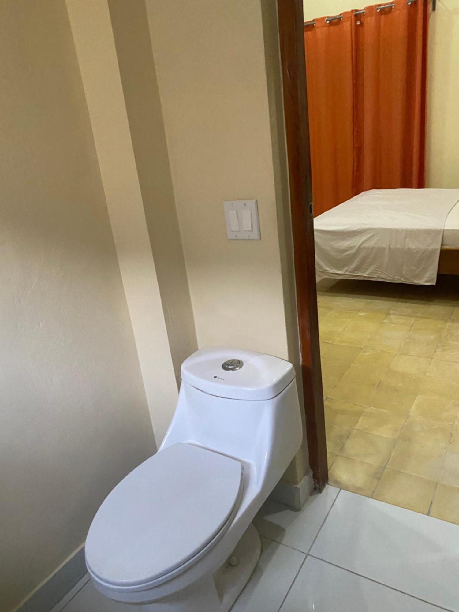 Apartamentos Casa Amarilla グラナダ エクステリア 写真