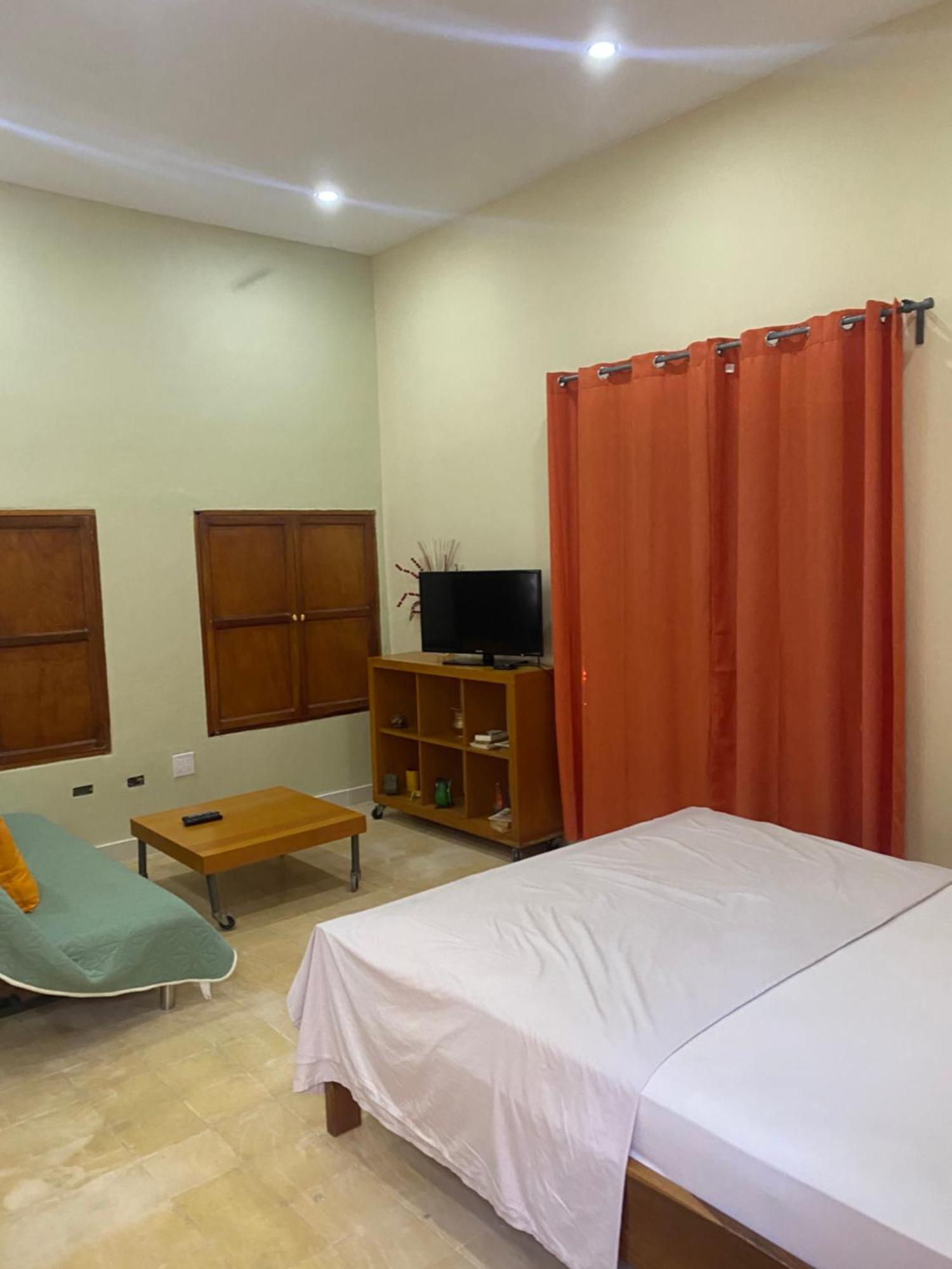 Apartamentos Casa Amarilla グラナダ エクステリア 写真