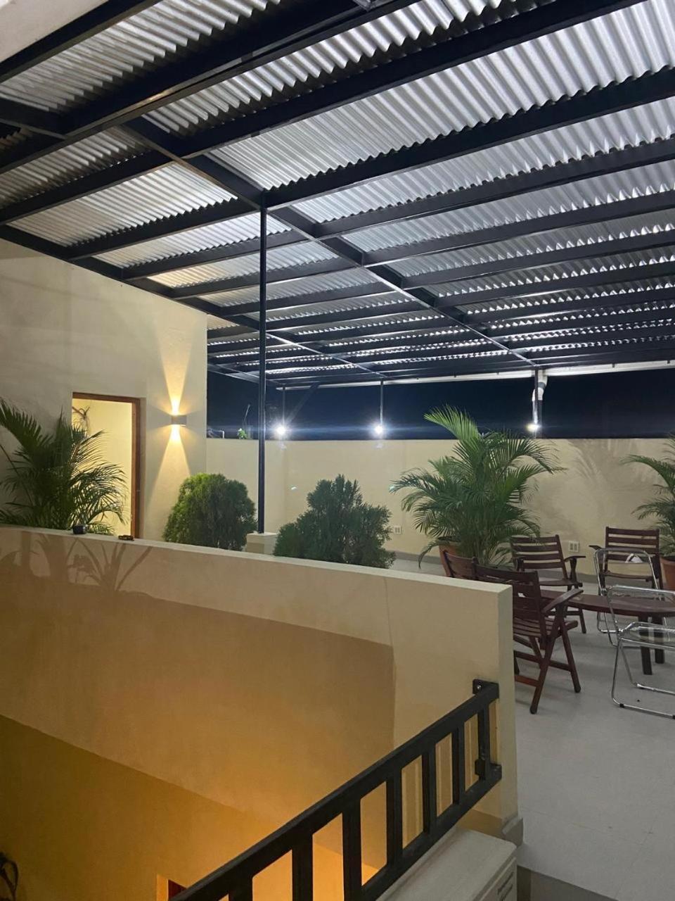 Apartamentos Casa Amarilla グラナダ エクステリア 写真