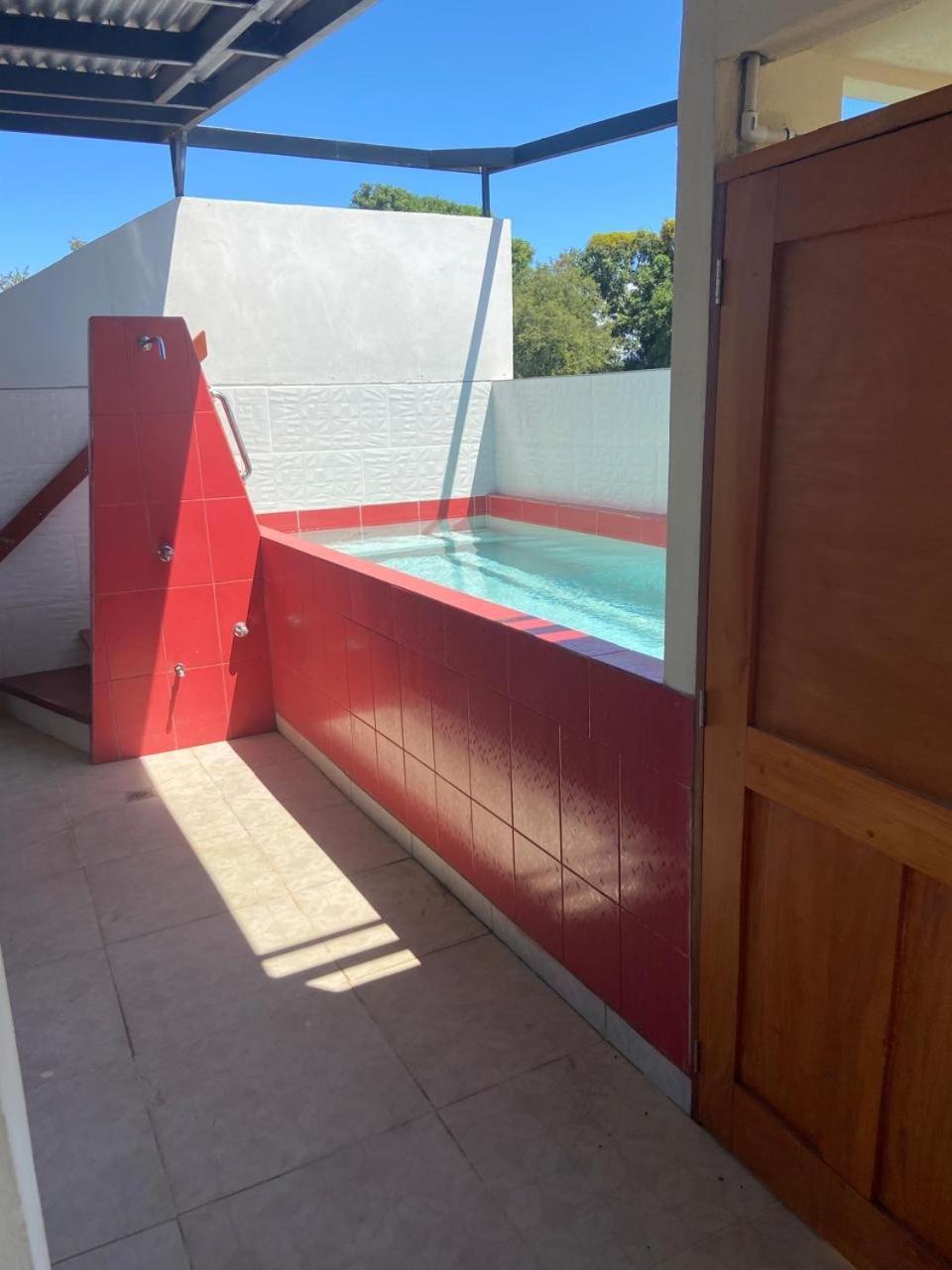 Apartamentos Casa Amarilla グラナダ エクステリア 写真