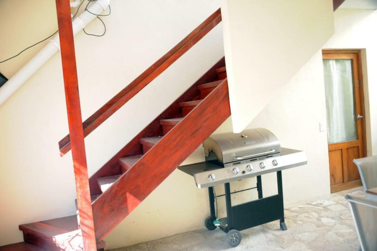 Apartamentos Casa Amarilla グラナダ エクステリア 写真