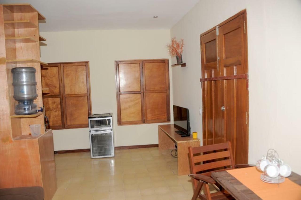 Apartamentos Casa Amarilla グラナダ エクステリア 写真