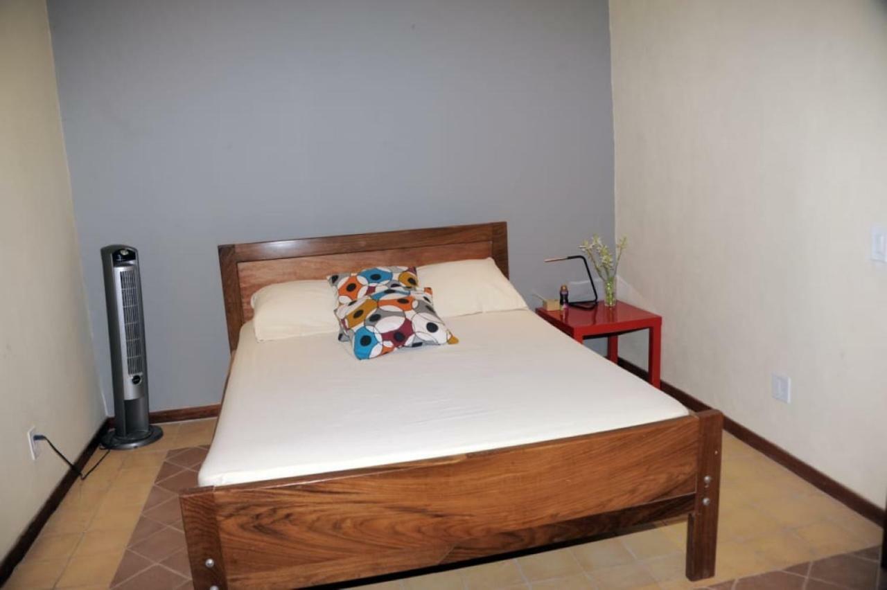 Apartamentos Casa Amarilla グラナダ エクステリア 写真
